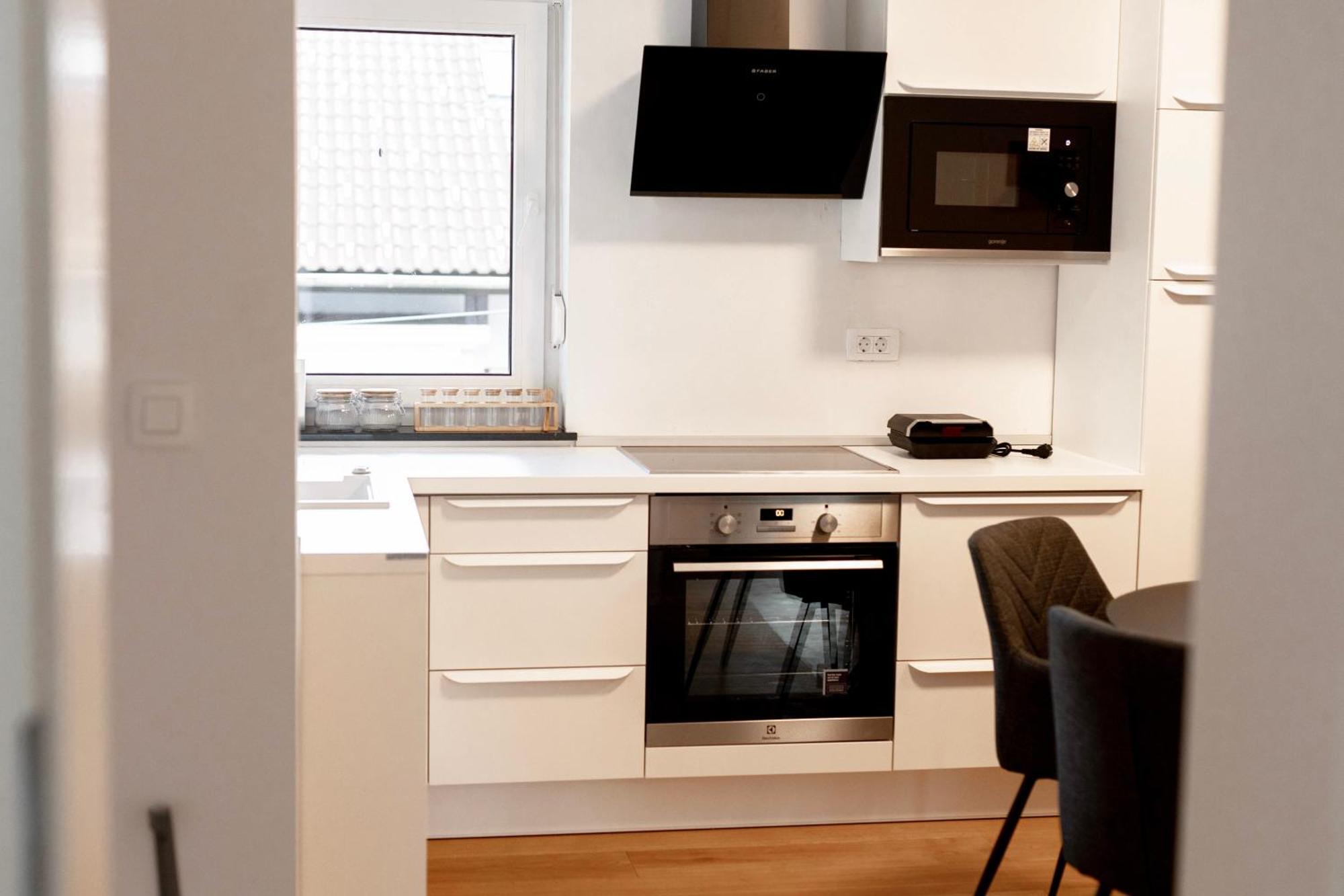 Aura Apartments Zirovnica Екстериор снимка