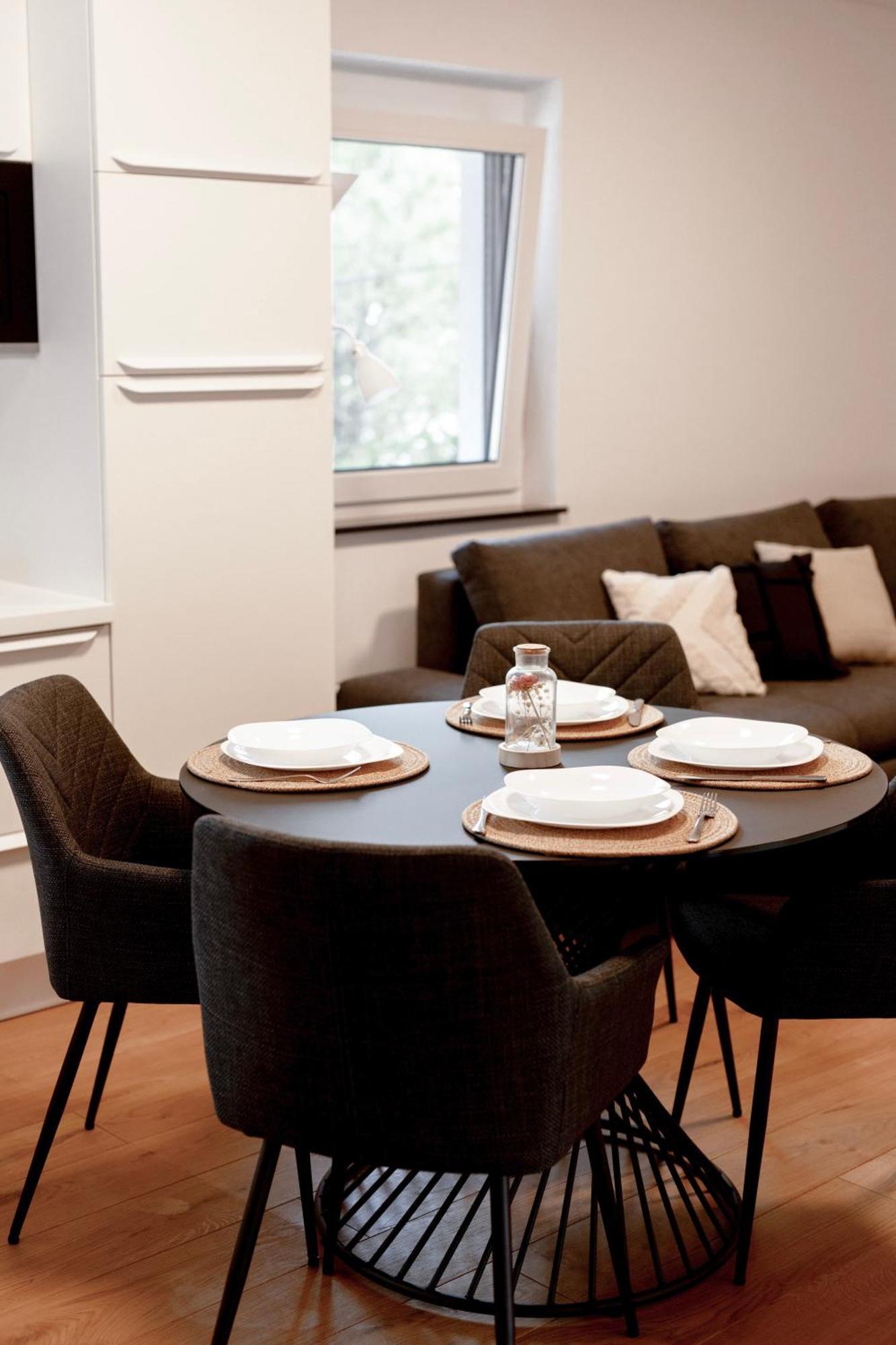 Aura Apartments Zirovnica Екстериор снимка