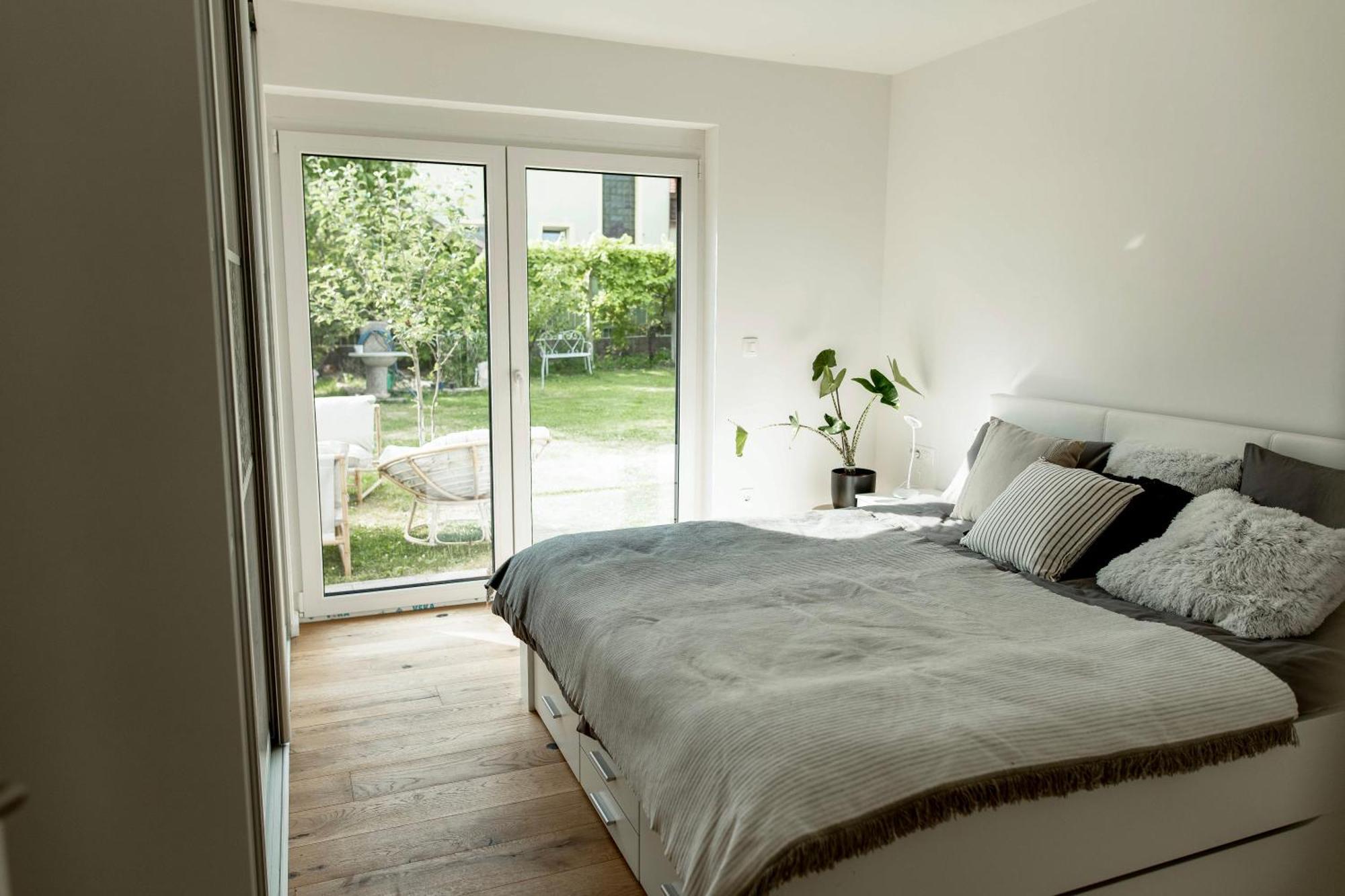 Aura Apartments Zirovnica Екстериор снимка